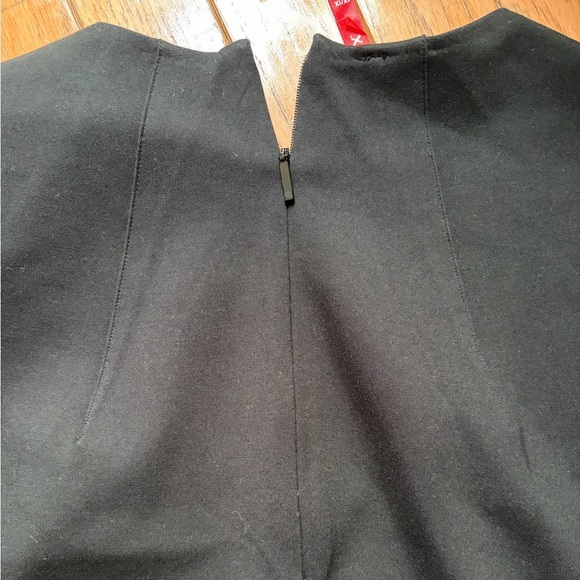 Spanx The Perfect Funnel Top Black 1X - Picture 5 of 5
